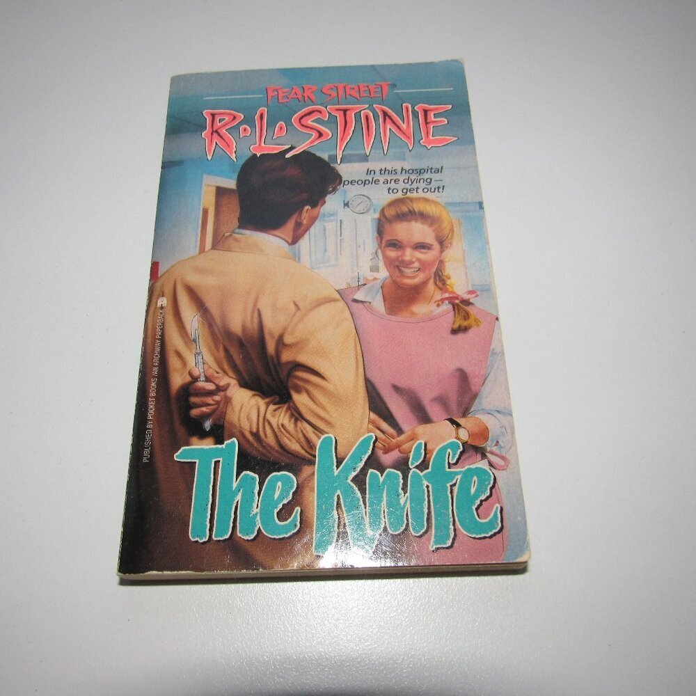 R.L. Stine Fear Street The Knife Vintage Paperback Horror 1990s